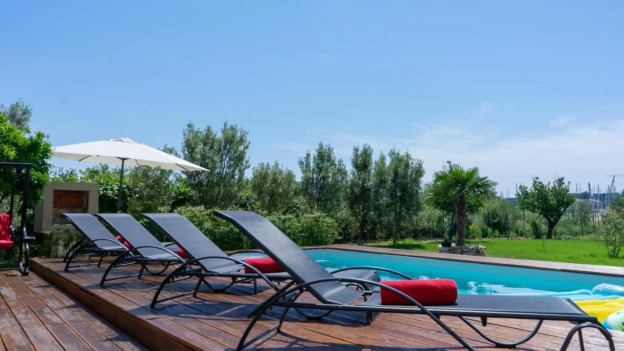 Villa Anela Trogir 0*,  Croatia